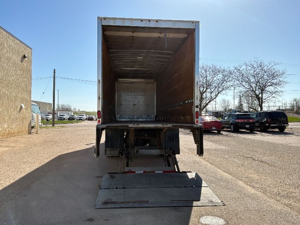 Medium Duty Box Truck-Light and Medium Duty Trucks-International-2020-MV607-Sioux Falls-SD-452,004\n\t\tmiles-$ 21,750 - Image 9