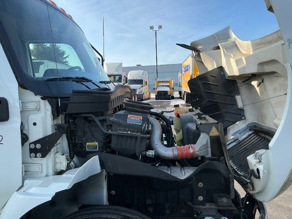 Medium Duty Box Truck-Light and Medium Duty Trucks-International-2020-MV607-South Bend-IN-33,985\n\t\tmiles-$ 52,500 - Image 23