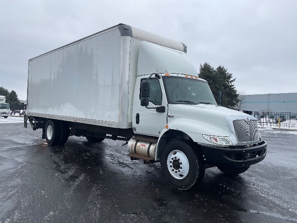 Medium Duty Box Truck-Light and Medium Duty Trucks-International-2020-MV607-South Bend-IN-80,306\n\t\tmiles-$ 59,500 - Image 1