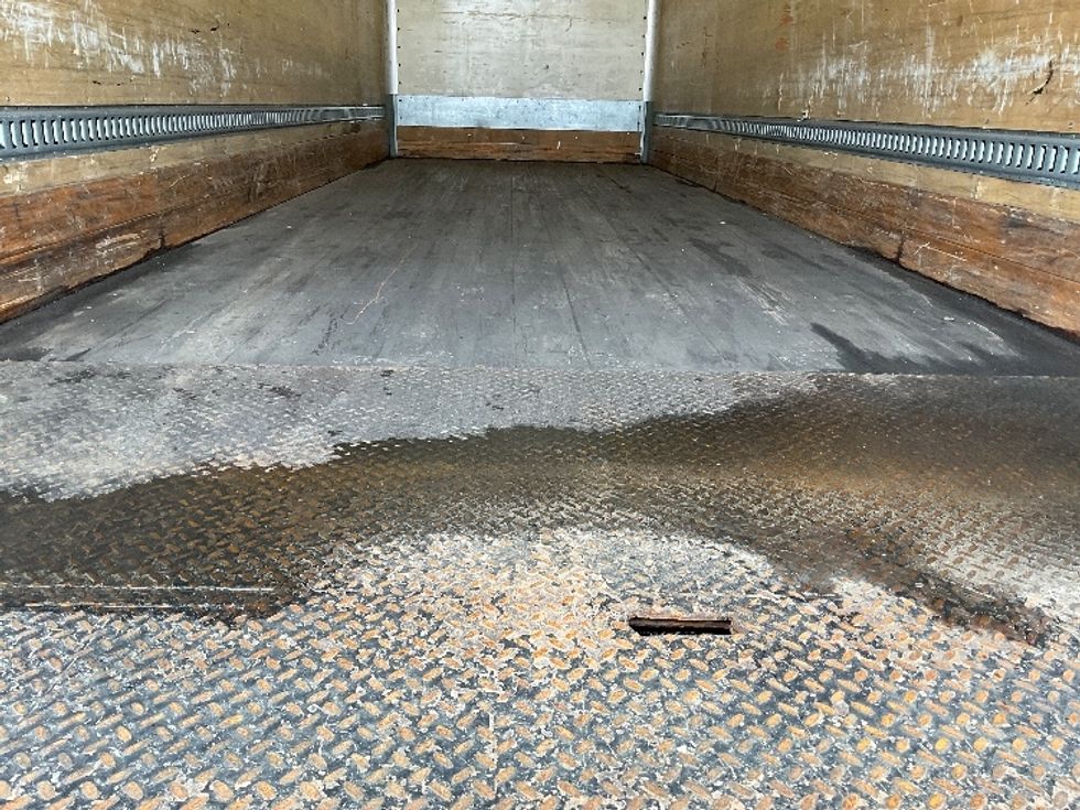 Medium Duty Box Truck-Light and Medium Duty Trucks-International-2020-MV607-South Bend-IN-80,306\n\t\tmiles-$ 59,500 - Image 10