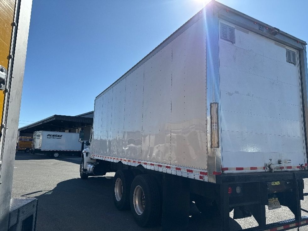 Medium Duty Box Truck-Light and Medium Duty Trucks-International-2020-MV607-South Plainfield-NJ-180,230\n\t\tmiles-$ 48,500 - Image 6