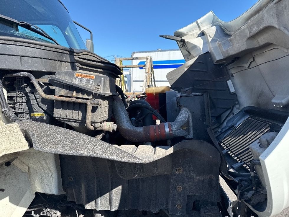 Medium Duty Box Truck-Light and Medium Duty Trucks-International-2020-MV607-South Plainfield-NJ-180,230\n\t\tmiles-$ 48,500 - Image 22