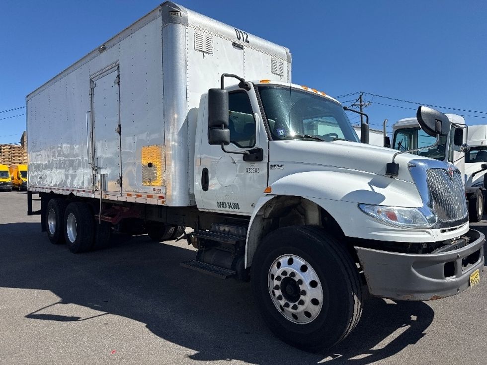 Medium Duty Box Truck-Light and Medium Duty Trucks-International-2020-MV607-South Plainfield-NJ-193,386\n\t\tmiles-$ 46,750 - Image 1