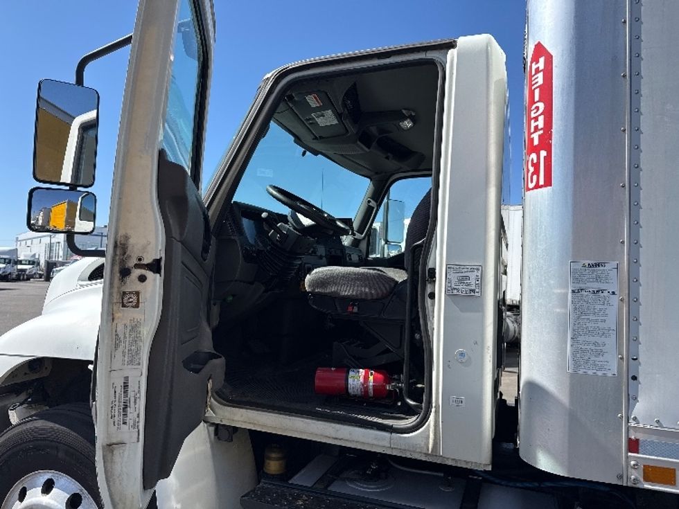 Medium Duty Box Truck-Light and Medium Duty Trucks-International-2020-MV607-South Plainfield-NJ-193,386\n\t\tmiles-$ 46,750 - Image 15