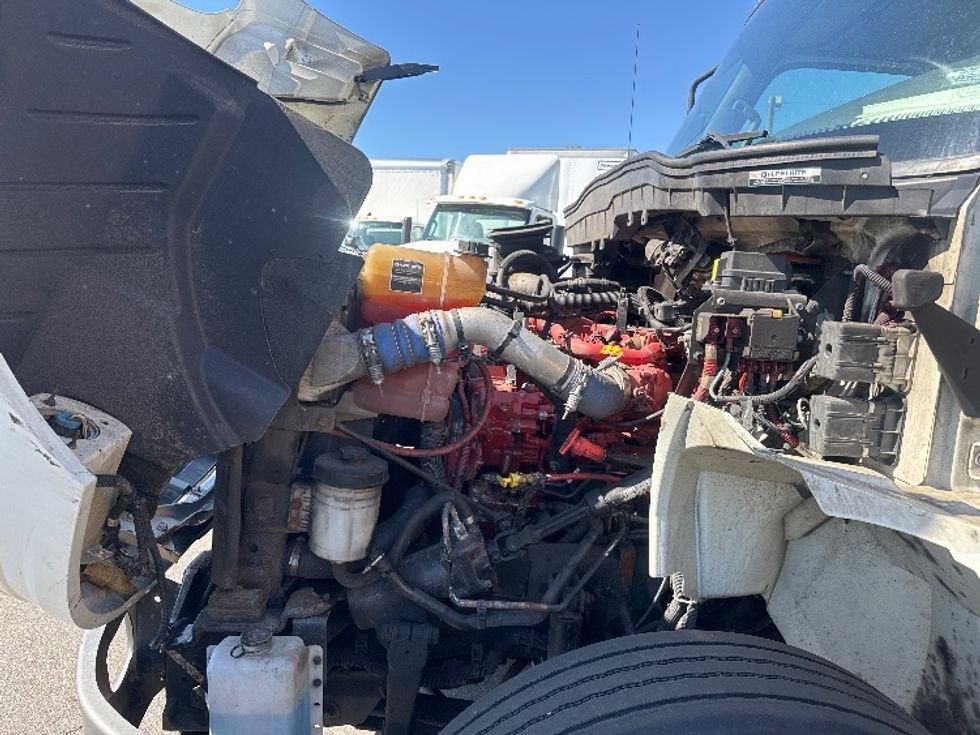 Medium Duty Box Truck-Light and Medium Duty Trucks-International-2020-MV607-South Plainfield-NJ-193,386\n\t\tmiles-$ 46,750 - Image 23