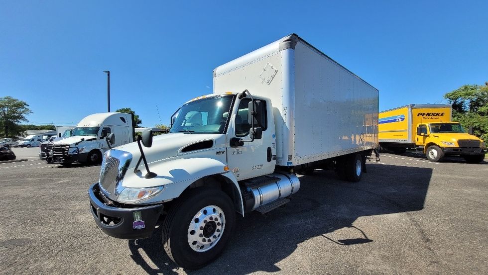 Medium Duty Box Truck-Light and Medium Duty Trucks-International-2020-MV607-South Plainfield-NJ-234,594\n\t\tmiles-$ 43,750 - Image 3