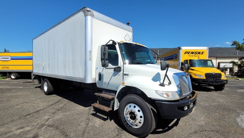 Medium Duty Box Truck-Light and Medium Duty Trucks-International-2020-MV607-South Plainfield-NJ-234,594\n\t\tmiles-$ 43,750 - Image 1