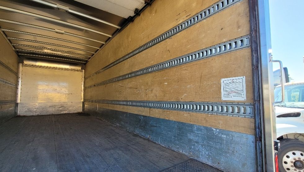 Medium Duty Box Truck-Light and Medium Duty Trucks-International-2020-MV607-South Plainfield-NJ-234,594\n\t\tmiles-$ 43,750 - Image 12
