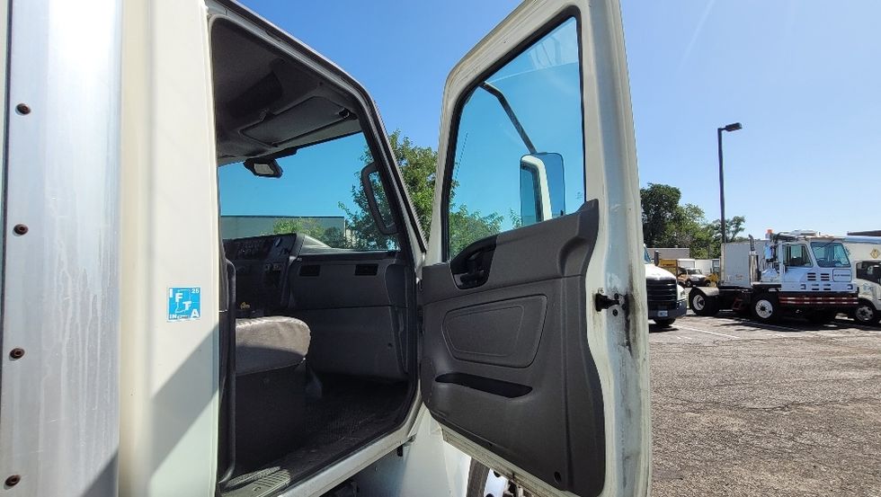 Medium Duty Box Truck-Light and Medium Duty Trucks-International-2020-MV607-South Plainfield-NJ-234,594\n\t\tmiles-$ 43,750 - Image 20