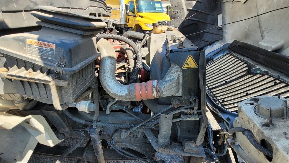 Medium Duty Box Truck-Light and Medium Duty Trucks-International-2020-MV607-South Plainfield-NJ-234,594\n\t\tmiles-$ 43,750 - Image 23