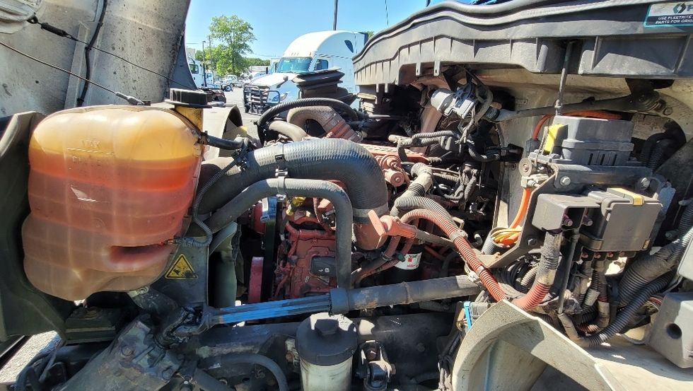 Medium Duty Box Truck-Light and Medium Duty Trucks-International-2020-MV607-South Plainfield-NJ-234,594\n\t\tmiles-$ 43,750 - Image 24