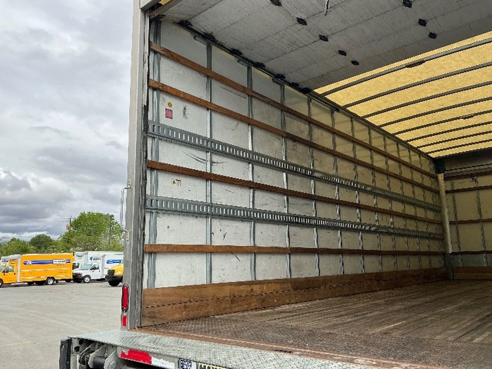 Medium Duty Box Truck-Light and Medium Duty Trucks-International-2020-MV607-Sparks-NV-112,705\n\t\tmiles-$ 55,750 - Image 12