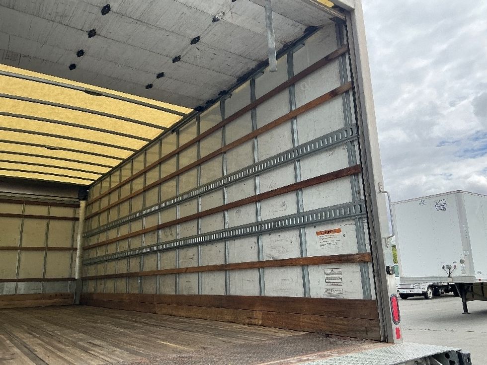 Medium Duty Box Truck-Light and Medium Duty Trucks-International-2020-MV607-Sparks-NV-112,705\n\t\tmiles-$ 55,750 - Image 13