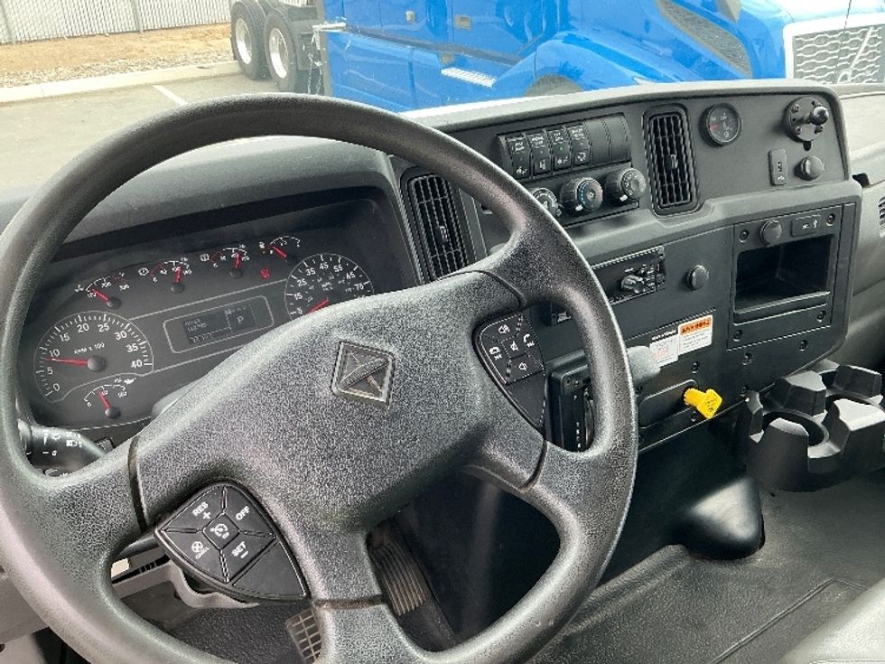 Medium Duty Box Truck-Light and Medium Duty Trucks-International-2020-MV607-Sparks-NV-112,705\n\t\tmiles-$ 55,750 - Image 18