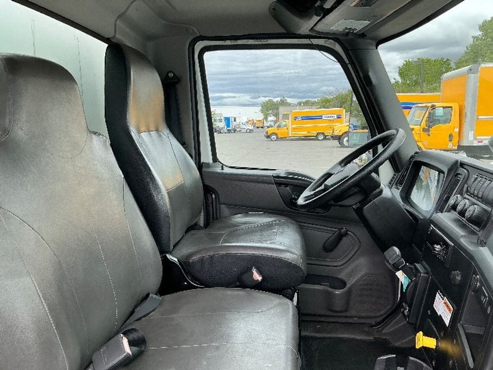 Medium Duty Box Truck-Light and Medium Duty Trucks-International-2020-MV607-Sparks-NV-112,705\n\t\tmiles-$ 55,750 - Image 22