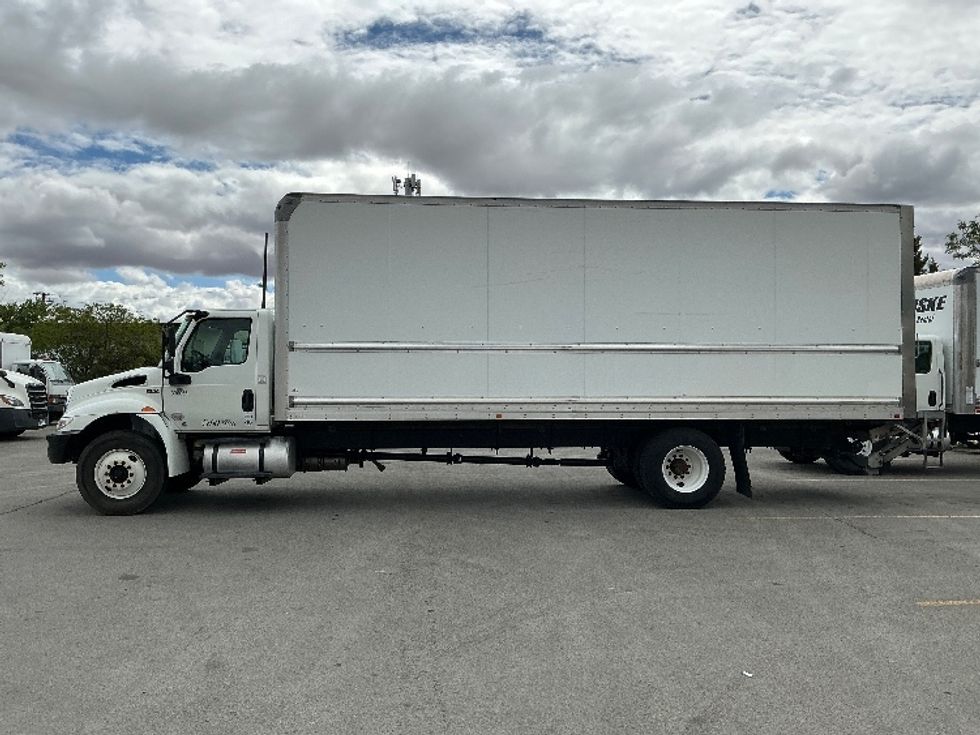 Medium Duty Box Truck-Light and Medium Duty Trucks-International-2020-MV607-Sparks-NV-112,705\n\t\tmiles-$ 55,750 - Image 4