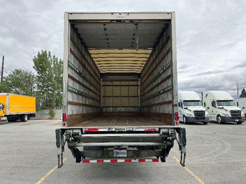 Medium Duty Box Truck-Light and Medium Duty Trucks-International-2020-MV607-Sparks-NV-112,705\n\t\tmiles-$ 55,750 - Image 8