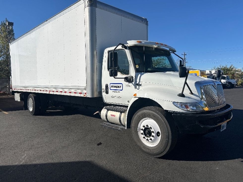 Medium Duty Box Truck-Light and Medium Duty Trucks-International-2020-MV607-Sparks-NV-180,097\n\t\tmiles-$ 53,750 - Image 1