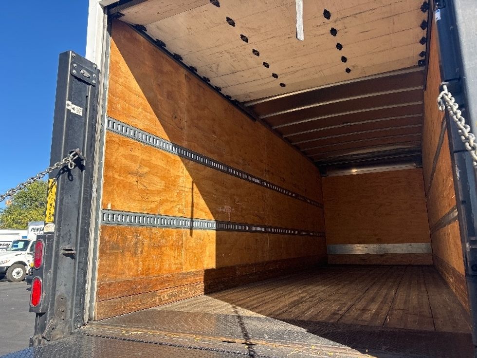 Medium Duty Box Truck-Light and Medium Duty Trucks-International-2020-MV607-Sparks-NV-180,097\n\t\tmiles-$ 53,750 - Image 11