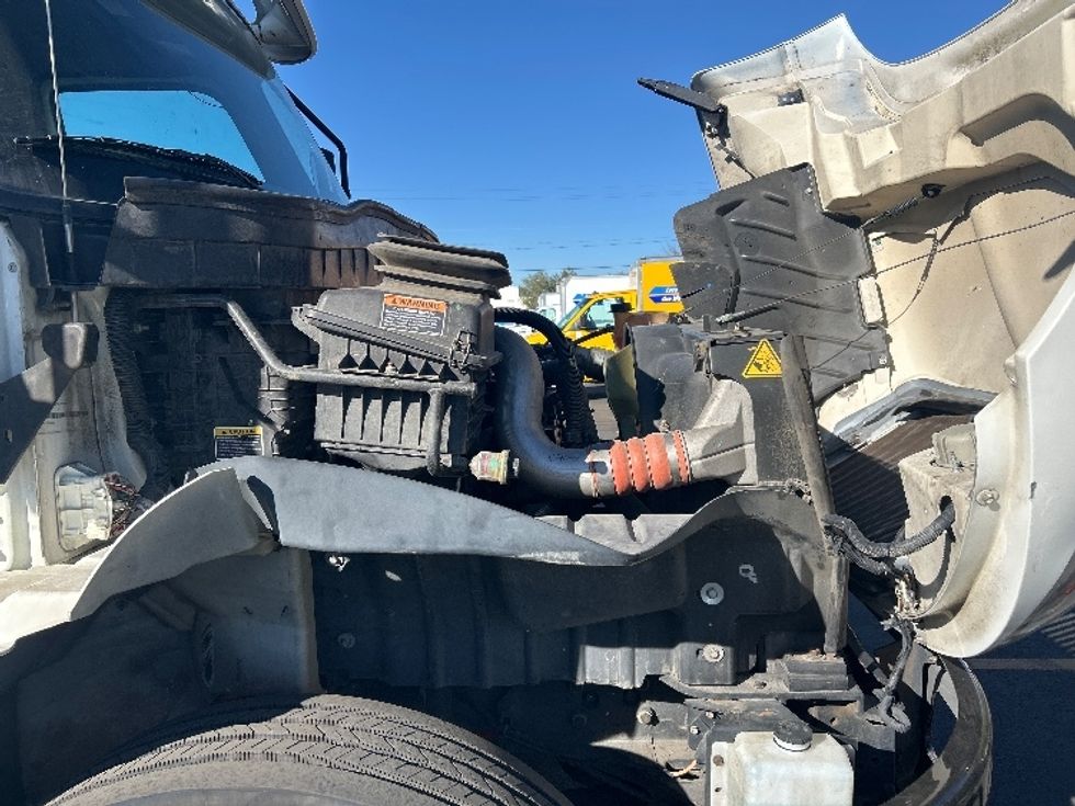 Medium Duty Box Truck-Light and Medium Duty Trucks-International-2020-MV607-Sparks-NV-180,097\n\t\tmiles-$ 53,750 - Image 23