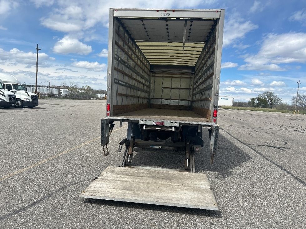 Medium Duty Box Truck-Light and Medium Duty Trucks-International-2020-MV607-Spokane Valley-WA-135,549\n\t\tmiles-$ 57,500 - Image 9