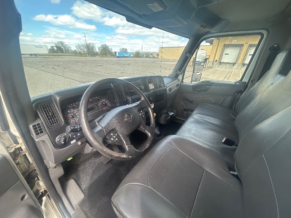 Medium Duty Box Truck-Light and Medium Duty Trucks-International-2020-MV607-Spokane Valley-WA-135,549\n\t\tmiles-$ 57,500 - Image 17