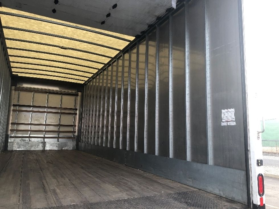 Medium Duty Box Truck-Light and Medium Duty Trucks-International-2020-MV607-Spokane Valley-WA-137,670\n\t\tmiles-$ 57,500 - Image 12