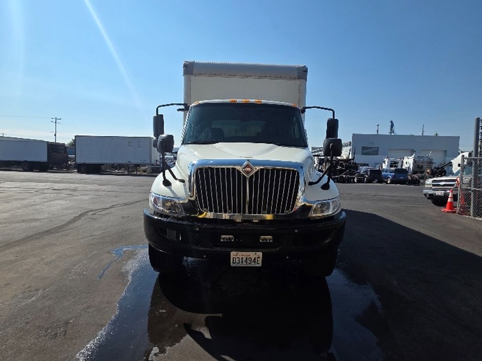Medium Duty Box Truck-Light and Medium Duty Trucks-International-2020-MV607-Spokane Valley-WA-194,497\n\t\tmiles-$ 39,500 - Image 2