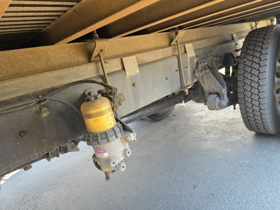 Medium Duty Box Truck-Light and Medium Duty Trucks-International-2020-MV607-Spokane Valley-WA-194,497\n\t\tmiles-$ 39,500 - Image 5