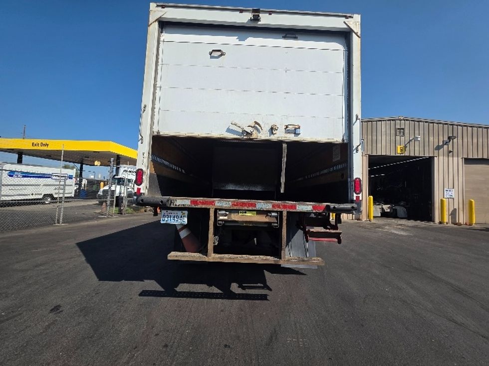 Medium Duty Box Truck-Light and Medium Duty Trucks-International-2020-MV607-Spokane Valley-WA-194,497\n\t\tmiles-$ 39,500 - Image 8