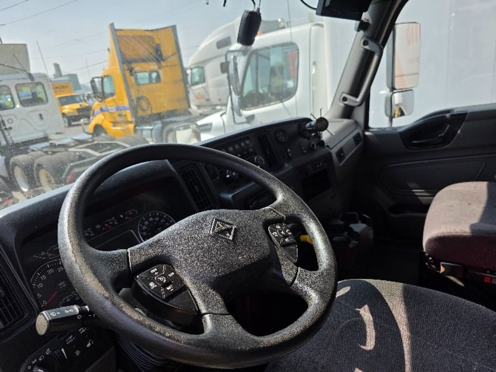 Medium Duty Box Truck-Light and Medium Duty Trucks-International-2020-MV607-Spokane Valley-WA-194,497\n\t\tmiles-$ 39,500 - Image 17