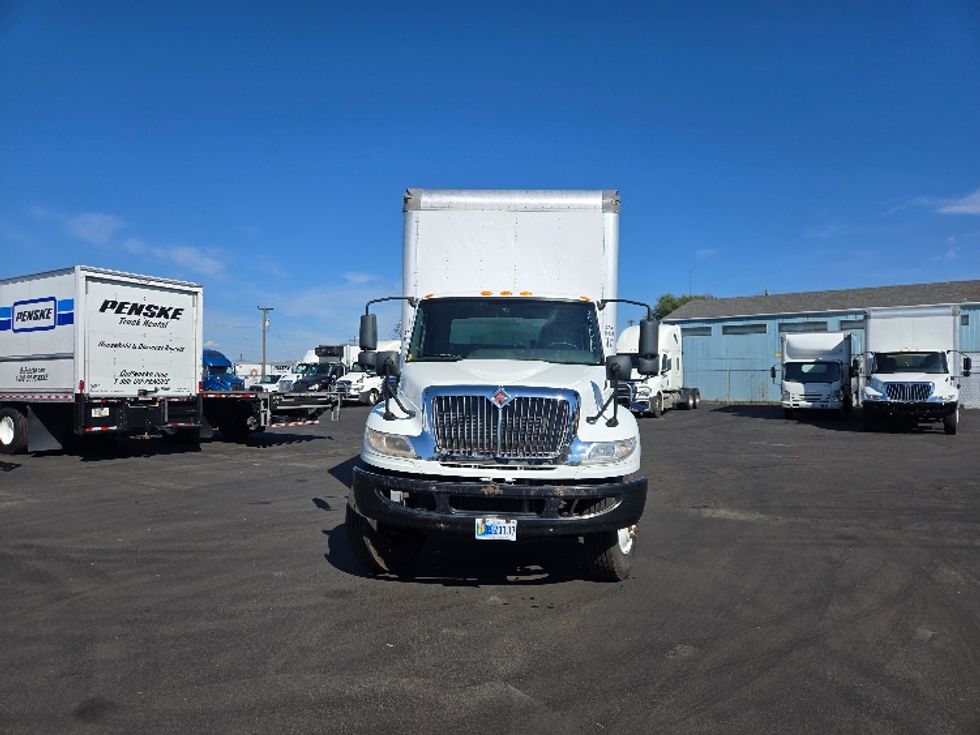 Medium Duty Box Truck-Light and Medium Duty Trucks-International-2020-MV607-Spokane Valley-WA-232,320\n\t\tmiles-$ 41,000 - Image 2