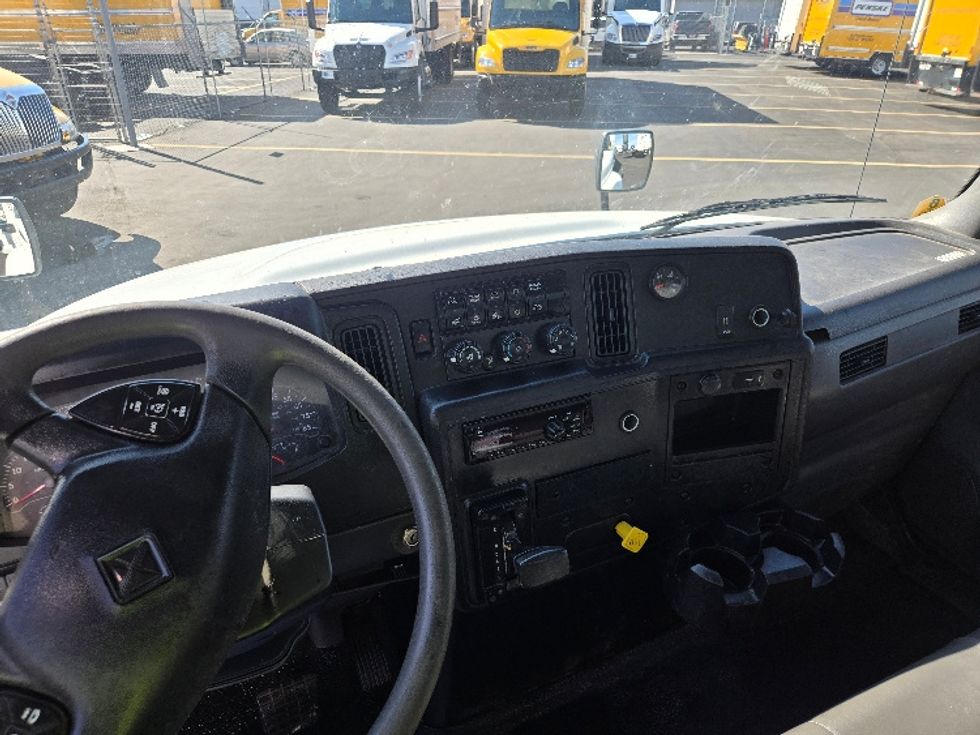 Medium Duty Box Truck-Light and Medium Duty Trucks-International-2020-MV607-Spokane Valley-WA-232,320\n\t\tmiles-$ 41,000 - Image 17