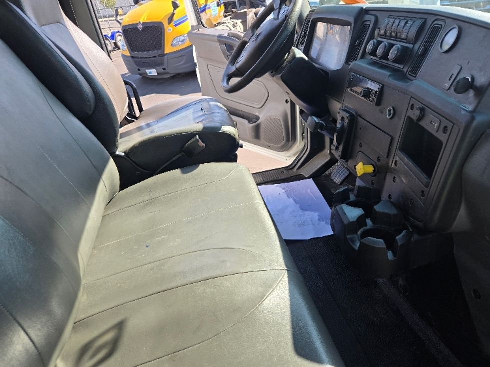 Medium Duty Box Truck-Light and Medium Duty Trucks-International-2020-MV607-Spokane Valley-WA-232,320\n\t\tmiles-$ 41,000 - Image 21