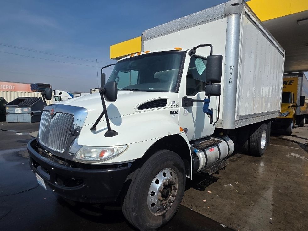 Medium Duty Box Truck-Light and Medium Duty Trucks-International-2020-MV607-Spokane Valley-WA-67,731\n\t\tmiles-$ 55,000 - Image 3