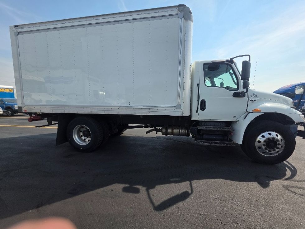 Medium Duty Box Truck-Light and Medium Duty Trucks-International-2020-MV607-Spokane Valley-WA-67,731\n\t\tmiles-$ 55,000 - Image 15
