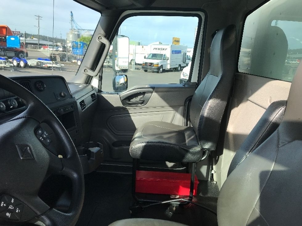 Medium Duty Box Truck-Light and Medium Duty Trucks-International-2020-MV607-Spokane Valley-WA-78,315\n\t\tmiles-$ 51,500 - Image 18