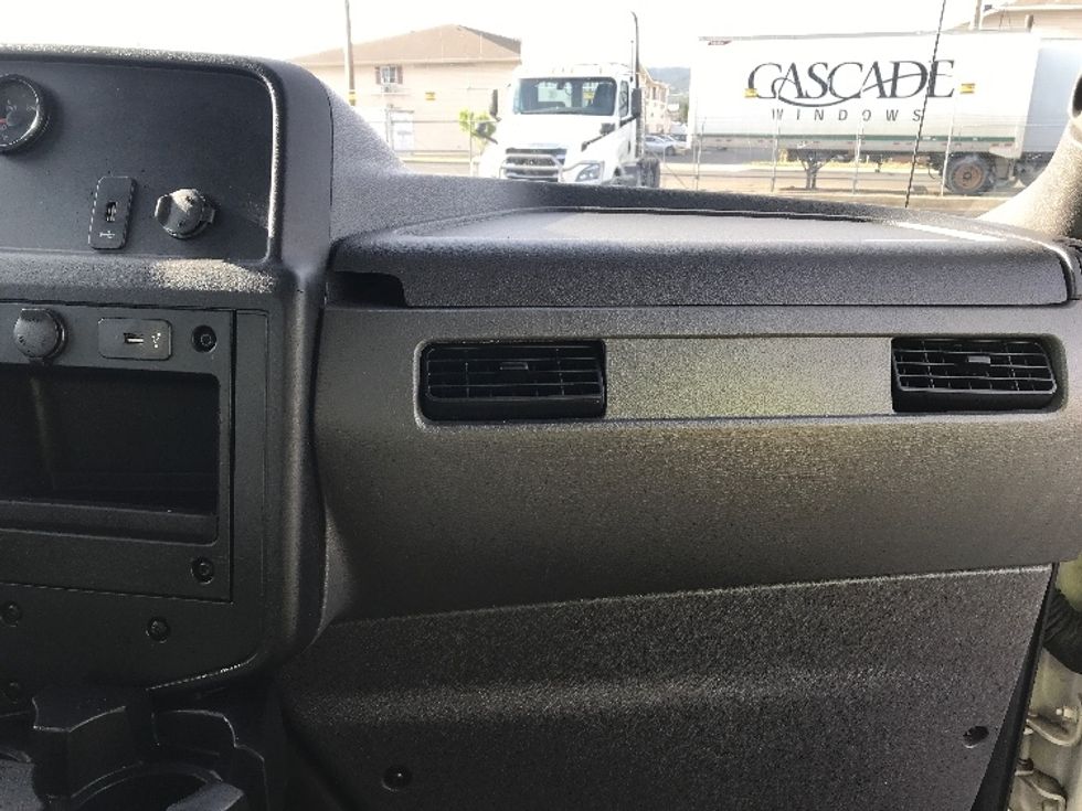 Medium Duty Box Truck-Light and Medium Duty Trucks-International-2020-MV607-Spokane Valley-WA-78,315\n\t\tmiles-$ 51,500 - Image 20
