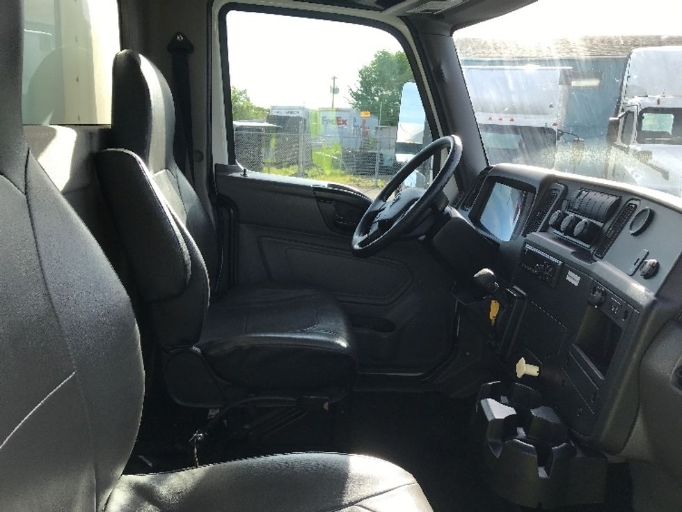 Medium Duty Box Truck-Light and Medium Duty Trucks-International-2020-MV607-Spokane Valley-WA-78,315\n\t\tmiles-$ 51,500 - Image 21