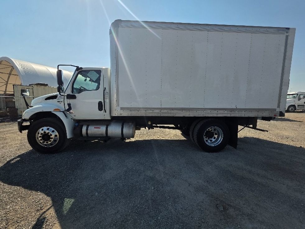 Medium Duty Box Truck-Light and Medium Duty Trucks-International-2020-MV607-Spokane Valley-WA-78,355\n\t\tmiles-$ 53,250 - Image 4