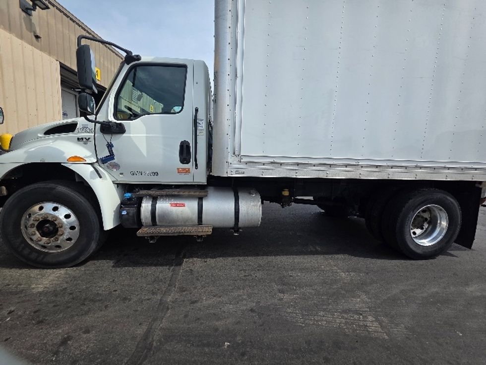 Medium Duty Box Truck-Light and Medium Duty Trucks-International-2020-MV607-Spokane Valley-WA-79,582\n\t\tmiles-$ 51,000 - Image 4