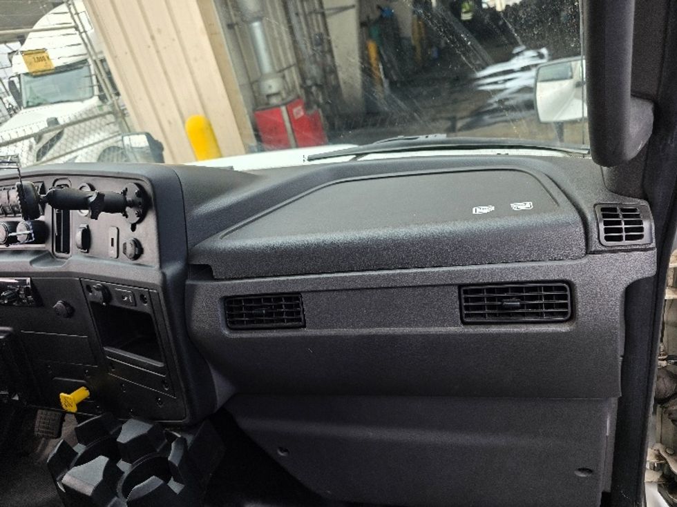 Medium Duty Box Truck-Light and Medium Duty Trucks-International-2020-MV607-Spokane Valley-WA-79,582\n\t\tmiles-$ 51,000 - Image 20