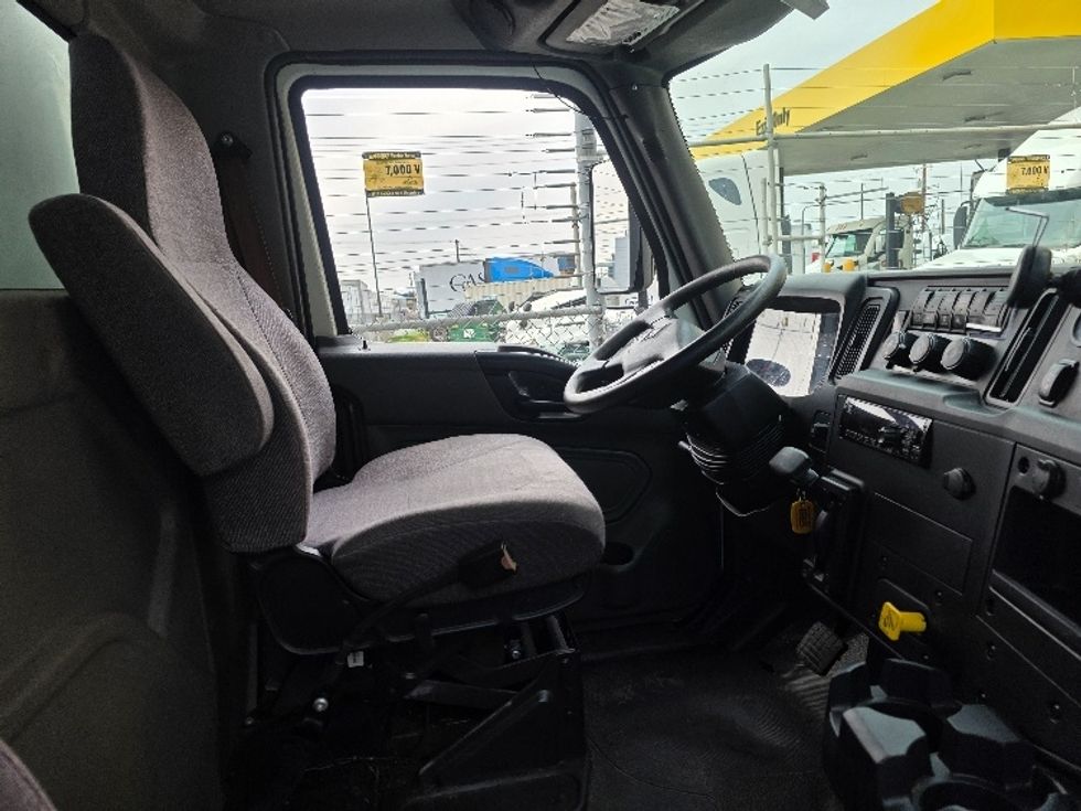 Medium Duty Box Truck-Light and Medium Duty Trucks-International-2020-MV607-Spokane Valley-WA-79,582\n\t\tmiles-$ 51,000 - Image 21