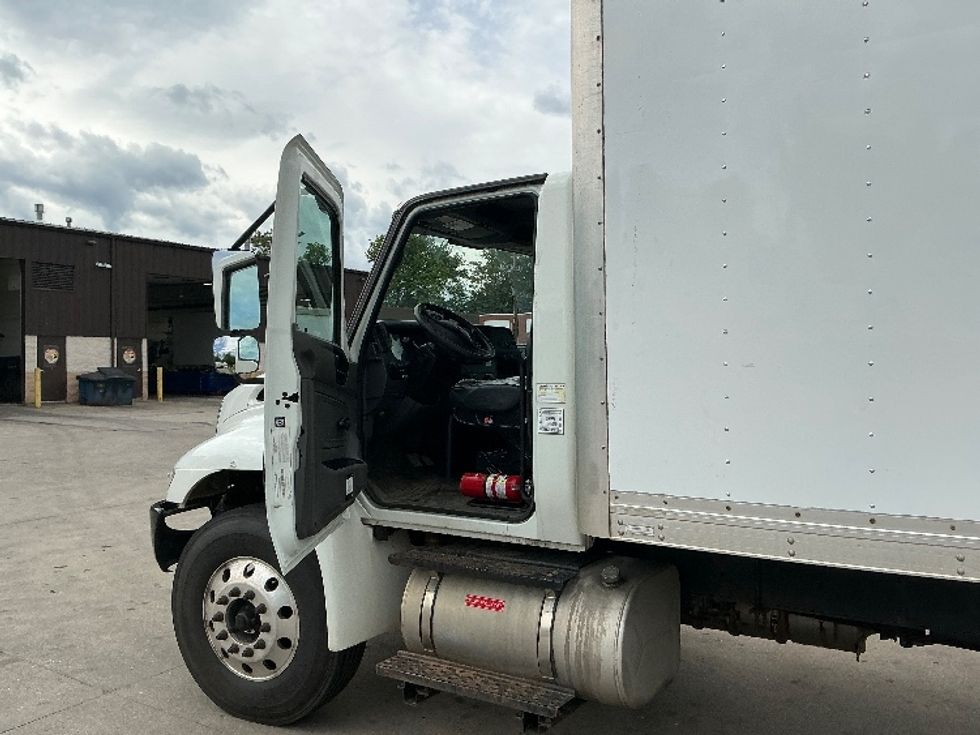 Medium Duty Box Truck-Light and Medium Duty Trucks-International-2020-MV607-Springfield-MA-179,279\n\t\tmiles-$ 51,500 - Image 16