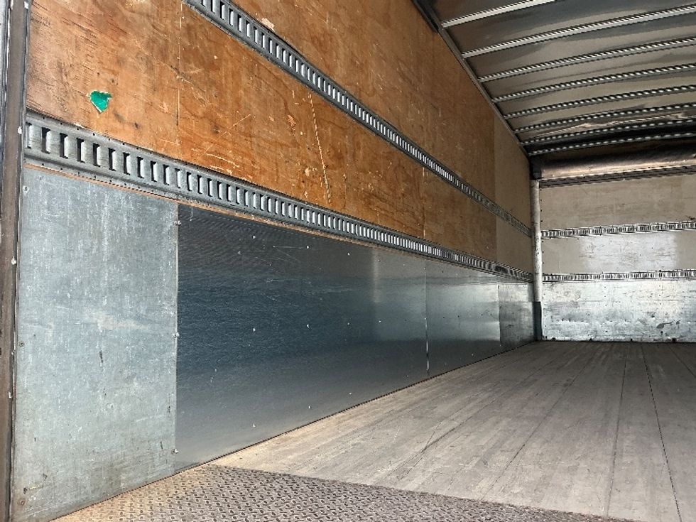 Medium Duty Box Truck-Light and Medium Duty Trucks-International-2020-MV607-Springfield-MA-179,279\n\t\tmiles-$ 51,500 - Image 11