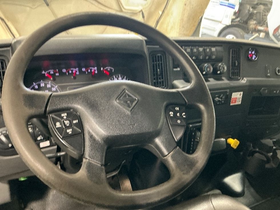 Medium Duty Box Truck-Light and Medium Duty Trucks-International-2020-MV607-Springfield-MA-179,279\n\t\tmiles-$ 51,500 - Image 18