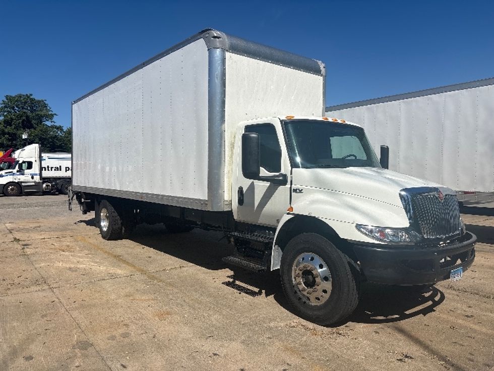 Medium Duty Box Truck-Light and Medium Duty Trucks-International-2020-MV607-Springfield-MA-34,149\n\t\tmiles-$ 71,250 - Image 1