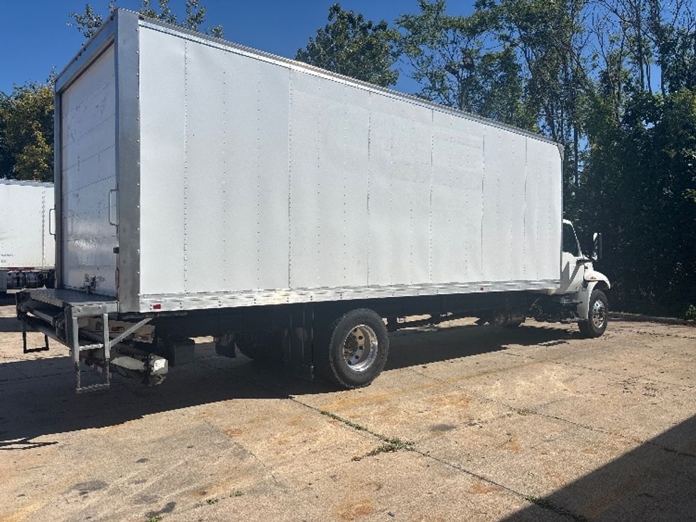 Medium Duty Box Truck-Light and Medium Duty Trucks-International-2020-MV607-Springfield-MA-34,149\n\t\tmiles-$ 71,250 - Image 15