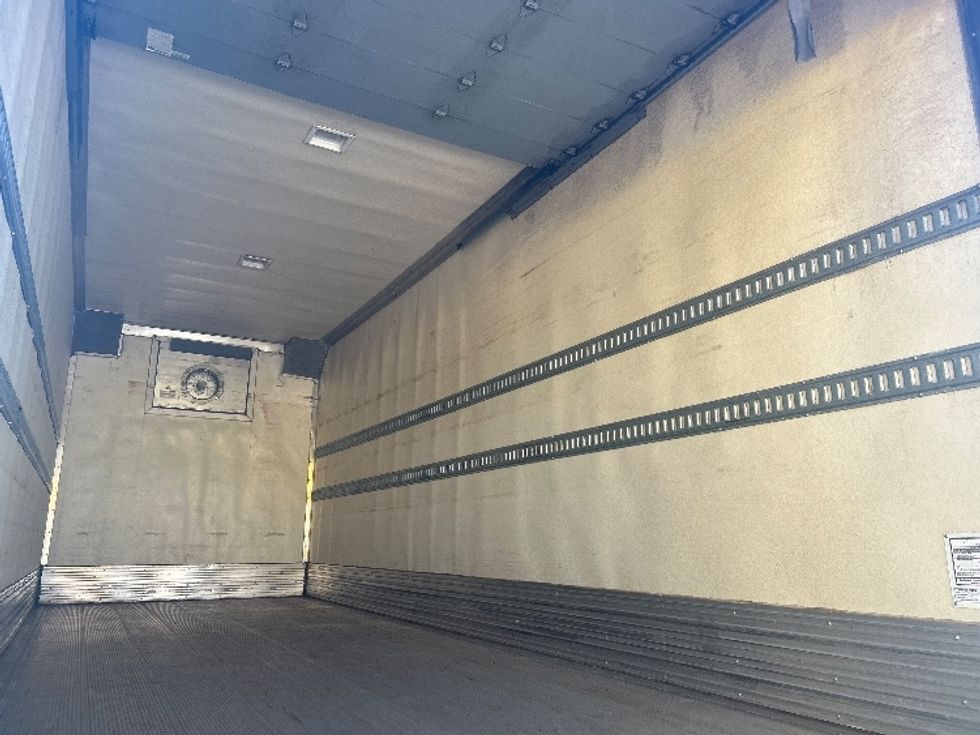 Medium Duty Box Truck-Light and Medium Duty Trucks-International-2020-MV607-Springfield-MA-61,388\n\t\tmiles-$ 59,750 - Image 12