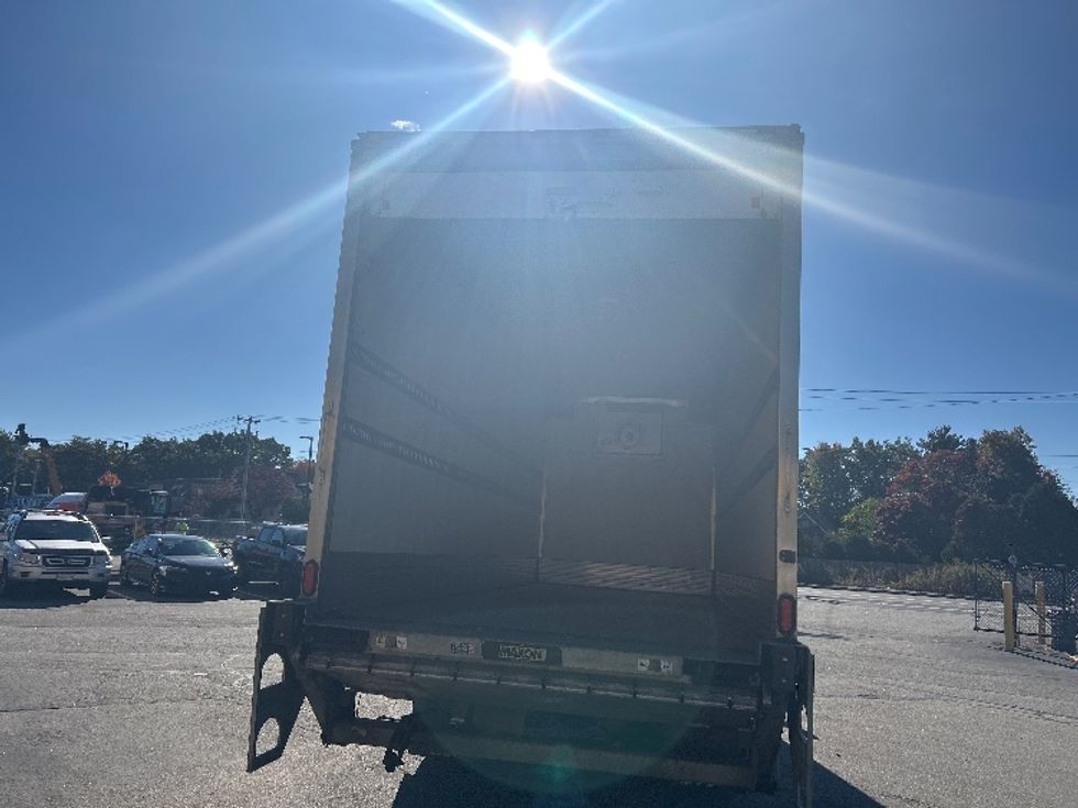 Medium Duty Box Truck-Light and Medium Duty Trucks-International-2020-MV607-Springfield-MA-61,388\n\t\tmiles-$ 59,750 - Image 8